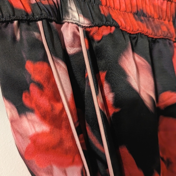 Victoria's Secret Women's Red and Black  Wide Leg Pajama Pants Size XL - Picture 3 of 4